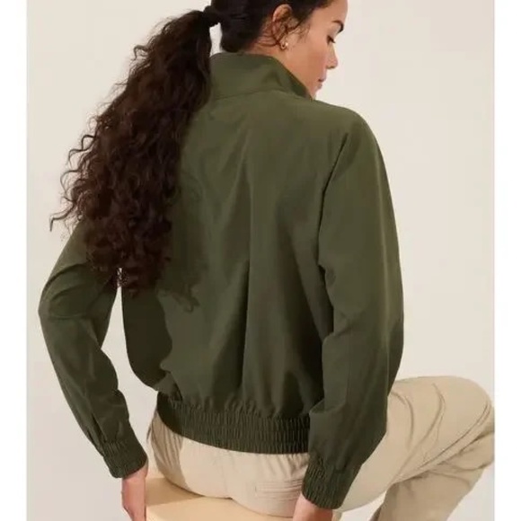 Athleta olive green 'Boundless Popover' jacket - Picture 9 of 11